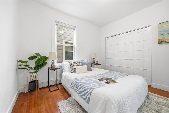 166 Chestnut St 1, Brookline, MA 02445