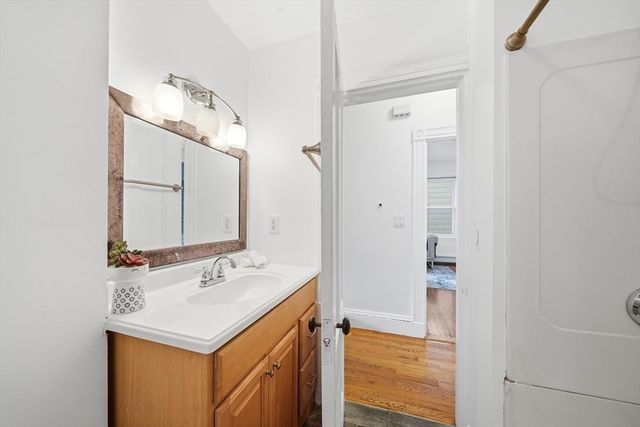 166 Chestnut St 1, Brookline, MA 02445