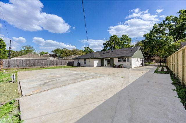 4314 Nenana Drive, Houston, TX 77035