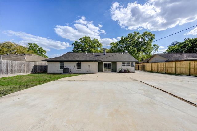 4314 Nenana Drive, Houston, TX 77035