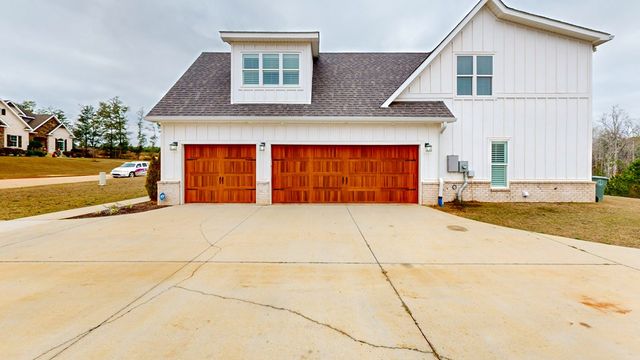 300 Mullholland Drive, Enterprise, AL 36330