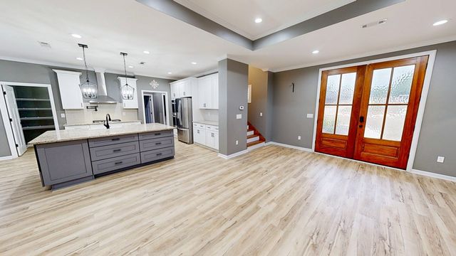 300 Mullholland Drive, Enterprise, AL 36330