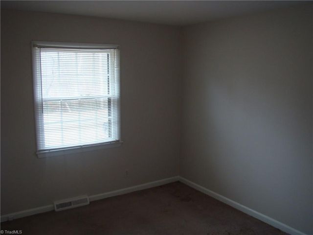 2206 Bywood Road, Greensboro, NC 27405