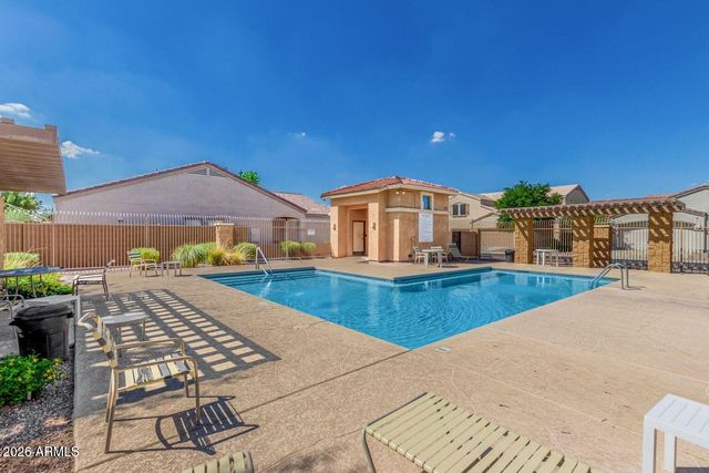 10823 N 70TH Avenue, Peoria, AZ 85345
