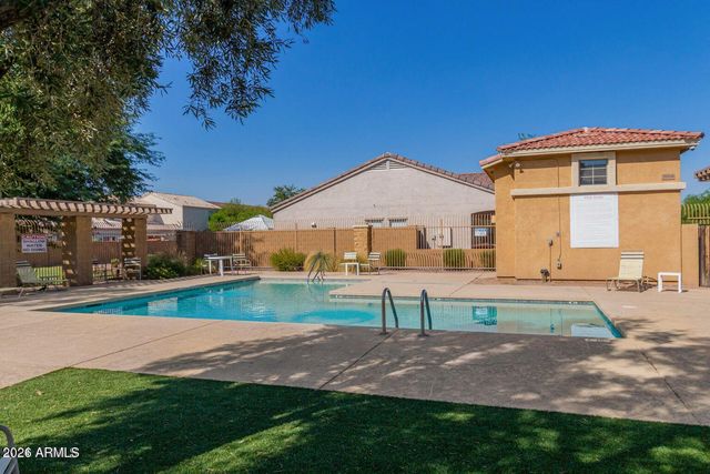 10823 N 70TH Avenue, Peoria, AZ 85345