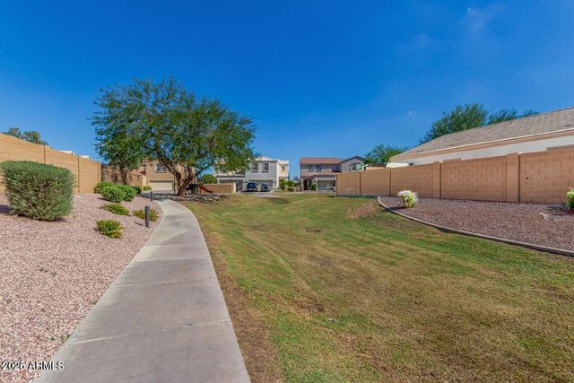 10823 N 70TH Avenue, Peoria, AZ 85345