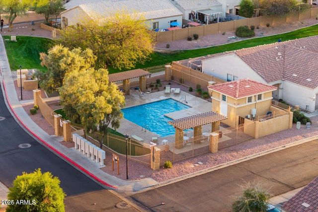 10823 N 70TH Avenue, Peoria, AZ 85345