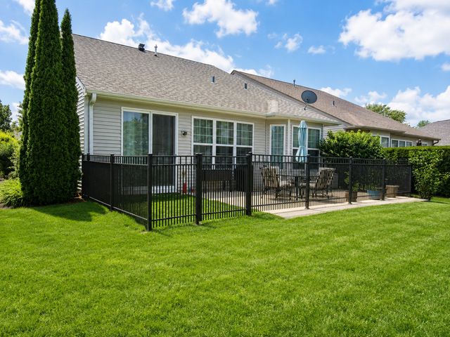 14274 Flagstaff Court, Huntley, IL 60142