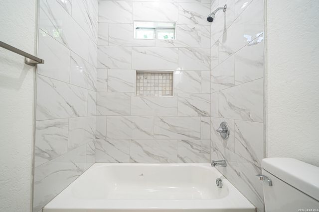 934 Sherman, San Antonio, TX 78202