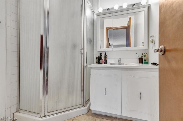 1689 Walnut Lane 5, Rocky River, OH 44116