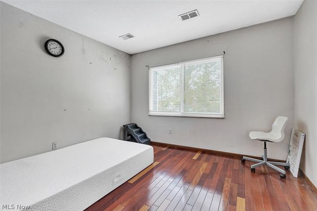 1689 Walnut Lane 5, Rocky River, OH 44116