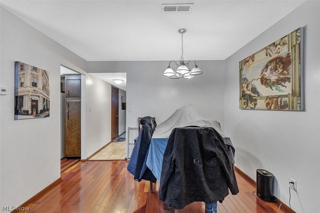 1689 Walnut Lane 5, Rocky River, OH 44116