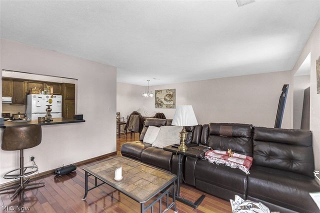 1689 Walnut Lane 5, Rocky River, OH 44116