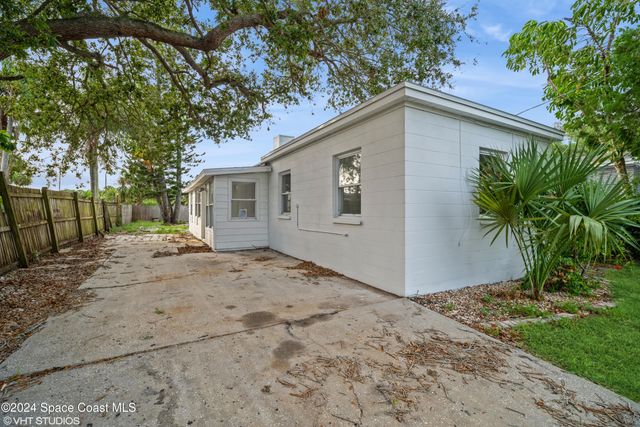 2154 Henry Street NE, Palm Bay, FL 32905