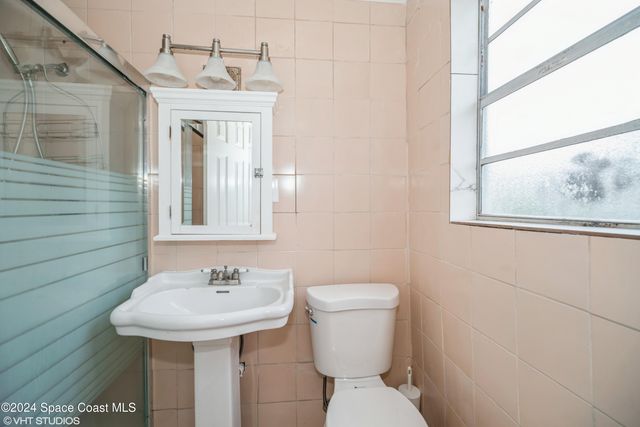 2154 Henry Street NE, Palm Bay, FL 32905
