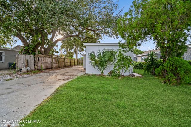 2154 Henry Street NE, Palm Bay, FL 32905