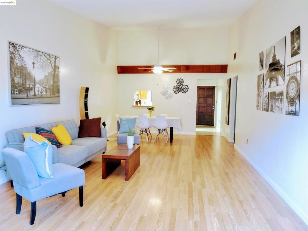 4240 Adeline St, Emeryville, CA 94608