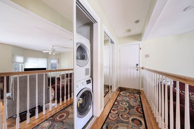 206 Tall Oaks Dr F, Weymouth, MA 02190