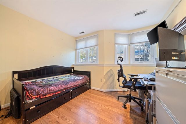 206 Tall Oaks Dr F, Weymouth, MA 02190