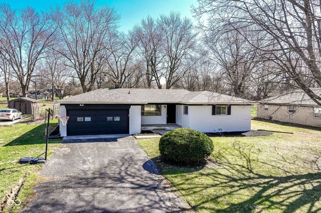 8073 Wallingwood Drive, Indianapolis, IN 46256