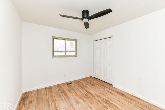 8073 Wallingwood Drive, Indianapolis, IN 46256