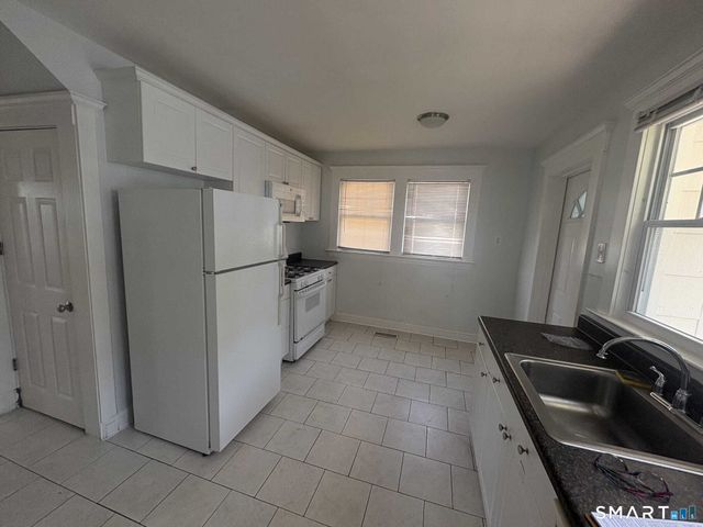 139 Townsend Avenue, New Haven, CT 06512