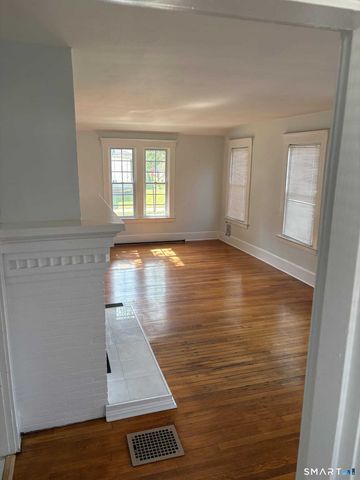 139 Townsend Avenue, New Haven, CT 06512
