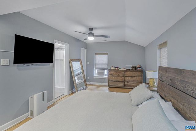 316 6 1/2 ST, Charlottesville, VA 22903