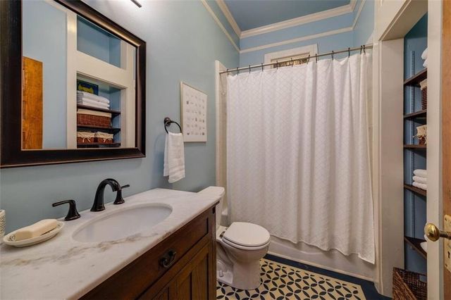 6 White NW Street, Atlanta, GA 30318