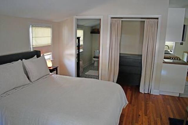 6 White NW Street, Atlanta, GA 30318