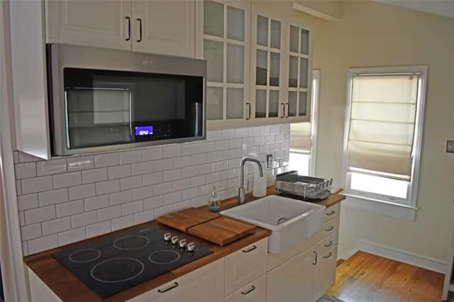 6 White NW Street, Atlanta, GA 30318