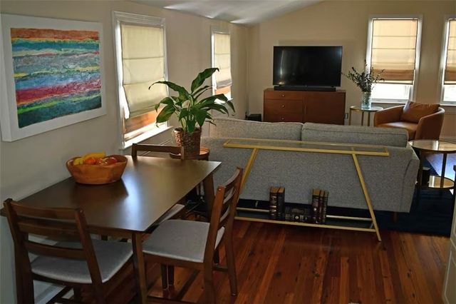 6 White NW Street, Atlanta, GA 30318