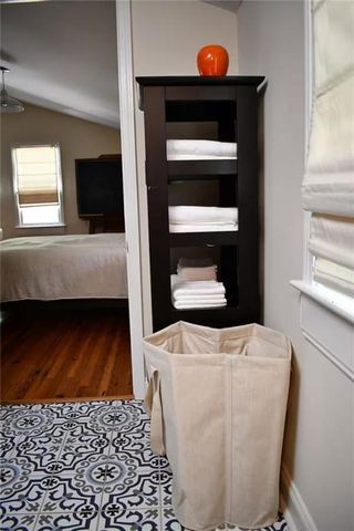 6 White NW Street, Atlanta, GA 30318