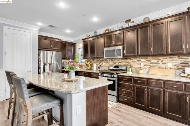 217 Alta St, Brentwood, CA 94513
