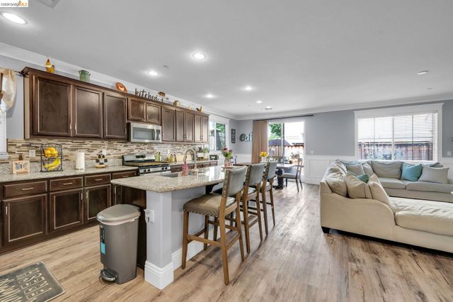 217 Alta St, Brentwood, CA 94513