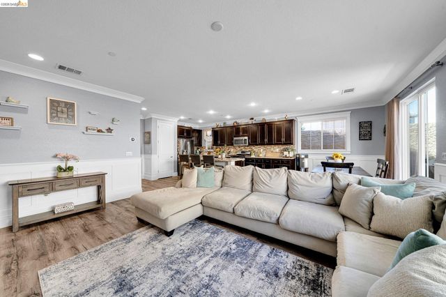 217 Alta St, Brentwood, CA 94513