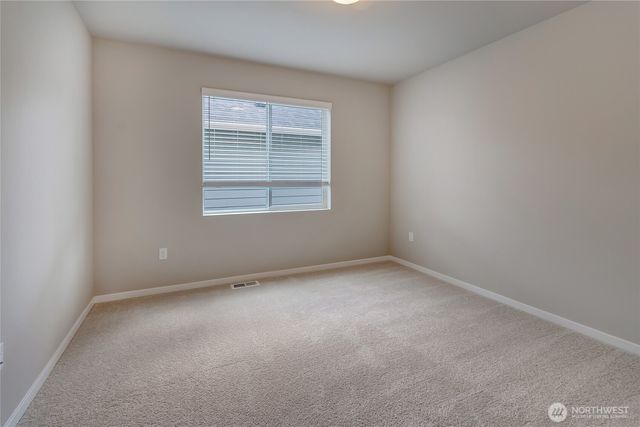 18305 37th Avenue E, Tacoma, WA 98446