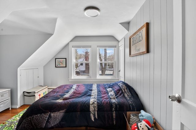 51 Swifts Beach Rd, Wareham, MA 02571