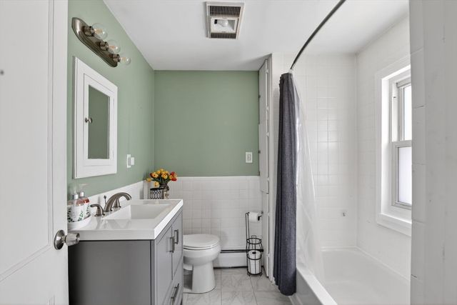 51 Swifts Beach Rd, Wareham, MA 02571