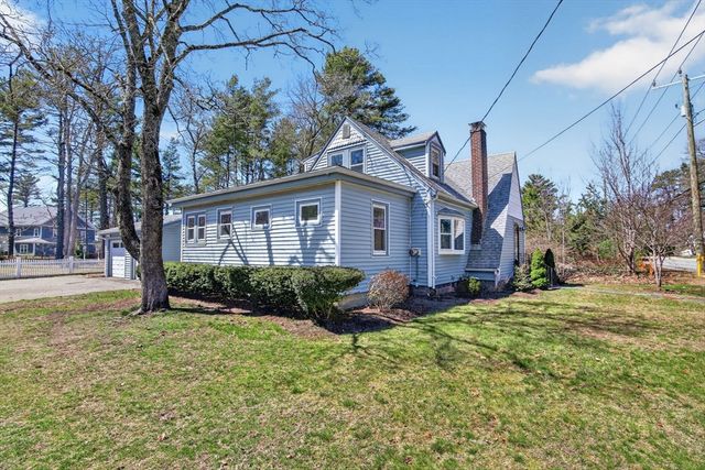 51 Swifts Beach Rd, Wareham, MA 02571