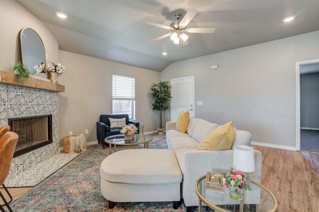 2061 104th Street, Lubbock, TX 79423