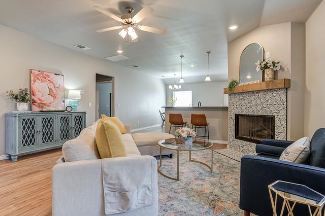 2061 104th Street, Lubbock, TX 79423