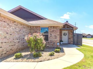 2061 104th Street, Lubbock, TX 79423