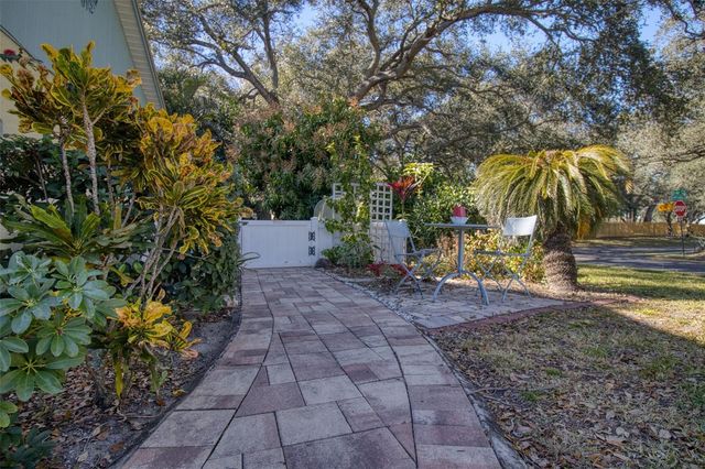 1460 BRIER COURT, Palm Harbor, FL 34683