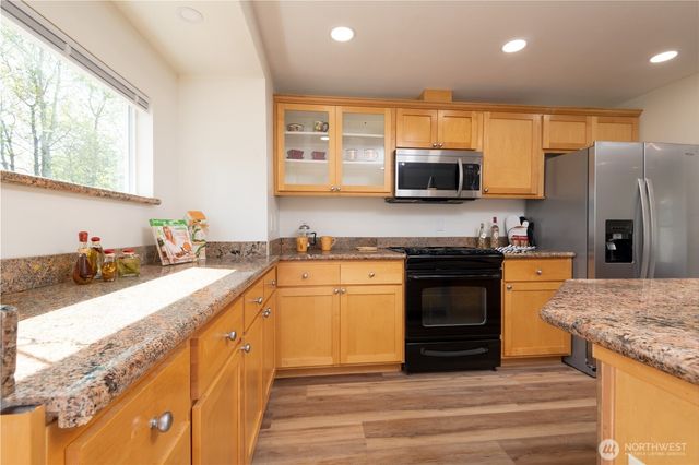 33717 40th Court SW, Federal Way, WA 98023
