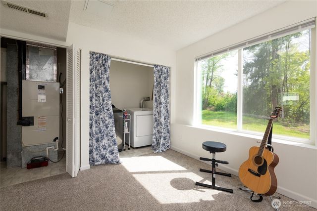 33717 40th Court SW, Federal Way, WA 98023