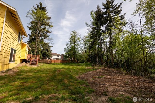 33717 40th Court SW, Federal Way, WA 98023