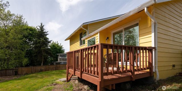 33717 40th Court SW, Federal Way, WA 98023