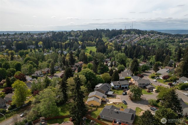 33717 40th Court SW, Federal Way, WA 98023