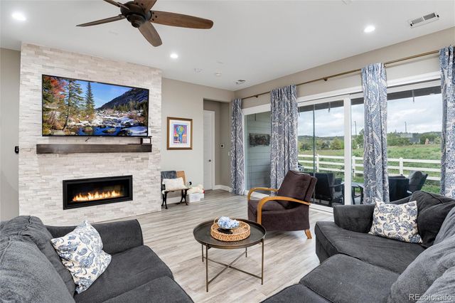 5072 Silver Hare Lane, Castle Rock, CO 80104